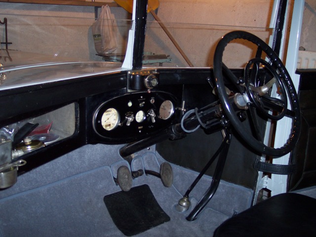 Interior 30 Dashboard trim reassembled.JPG